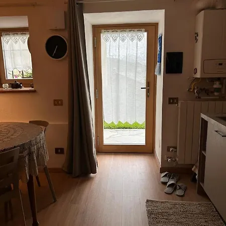 Le-z-eteile De Saint-barthélemy Cir 0026 Vda-nus * Nus